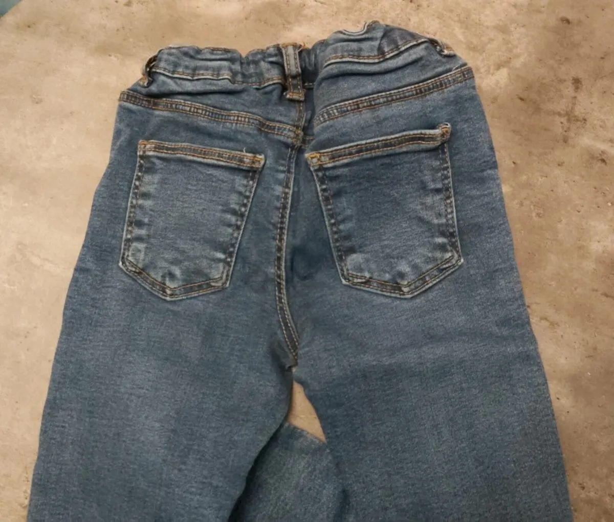 Girls jeans - Image 2