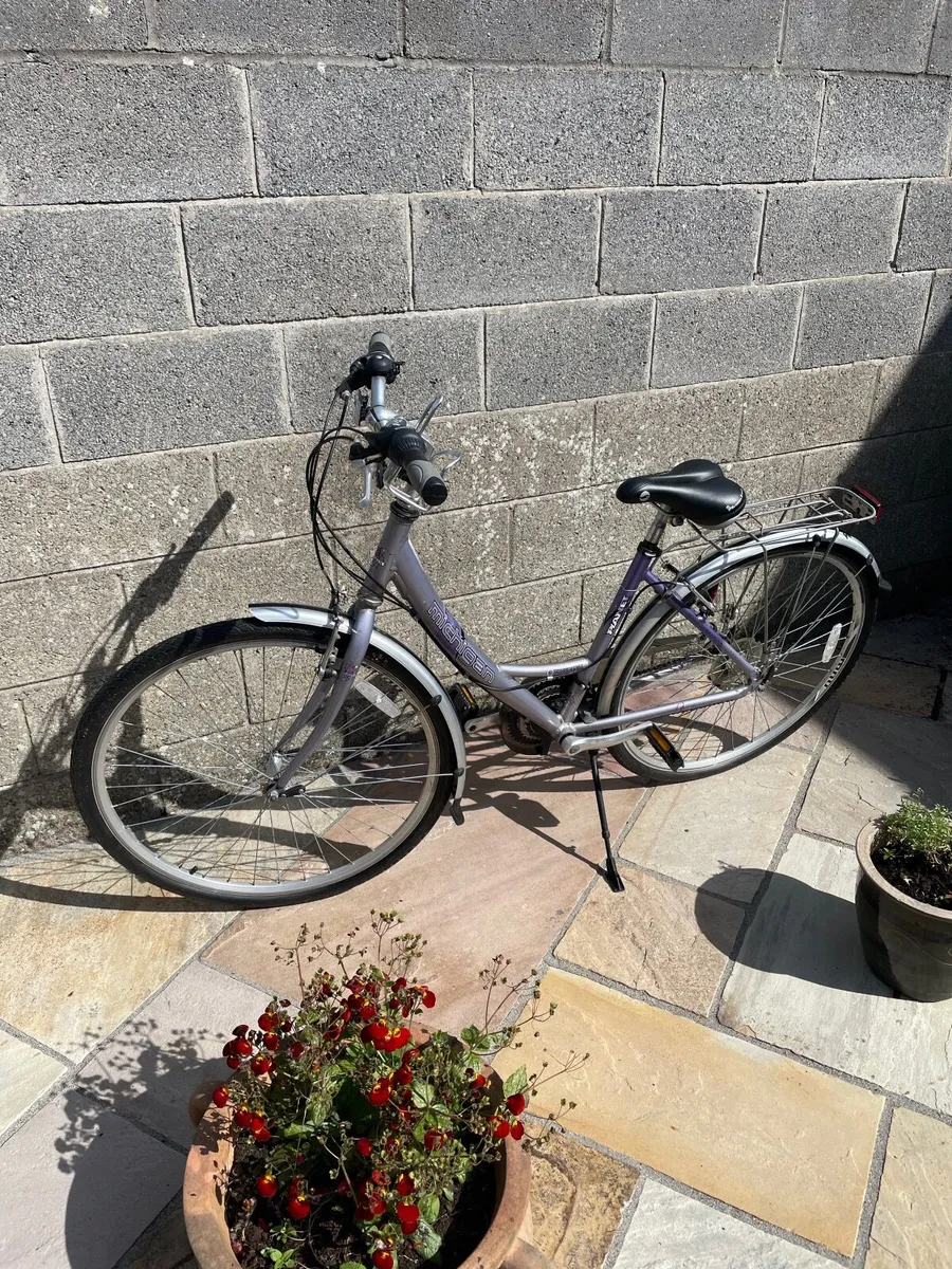Ladies bike - Image 1