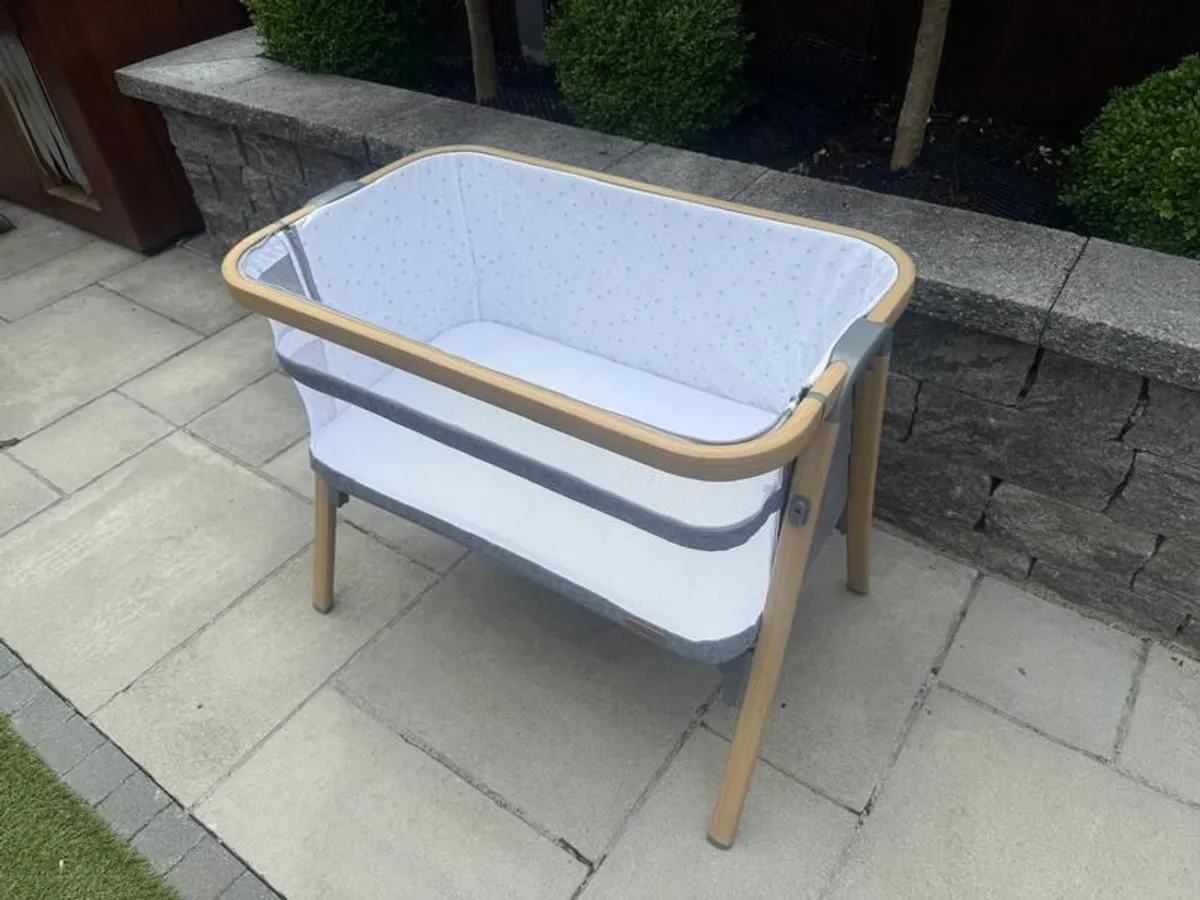 Baby Elegance Bedside Crib - Image 1