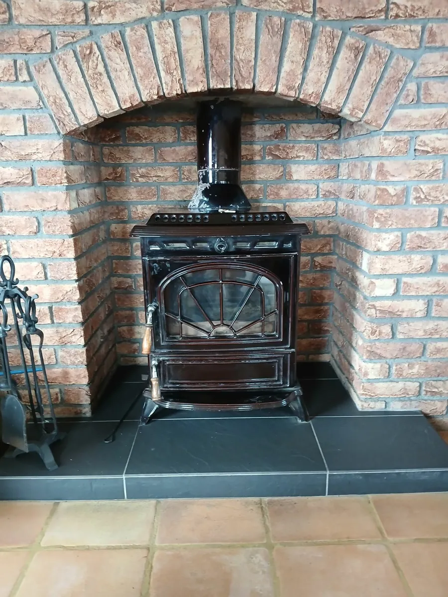 Solid Fuel Stanley Stove - Image 3