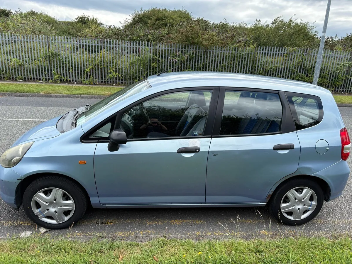 Honda jazz tax and tested till next year - Image 4