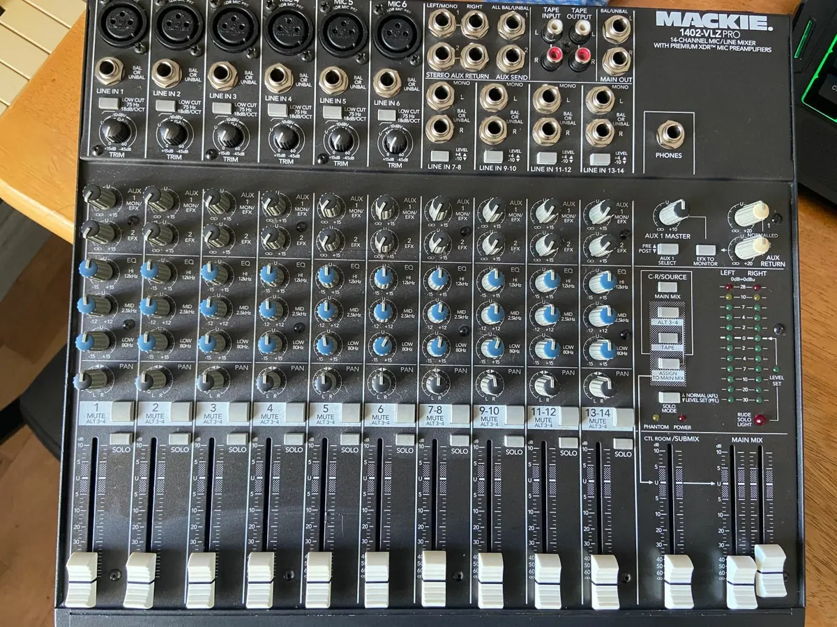 Mixer - Mackie 1402 - VLZ (USA Made ) - Image 1