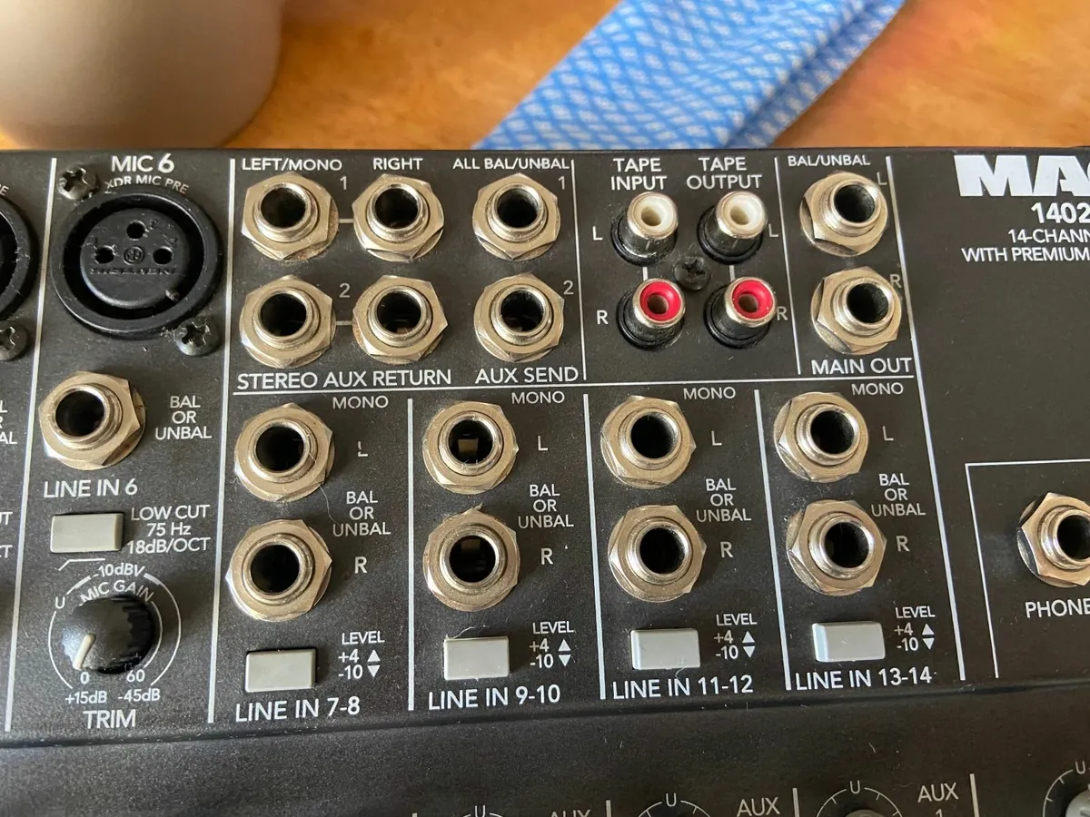 Mixer - Mackie 1402 - VLZ (USA Made ) - Image 3