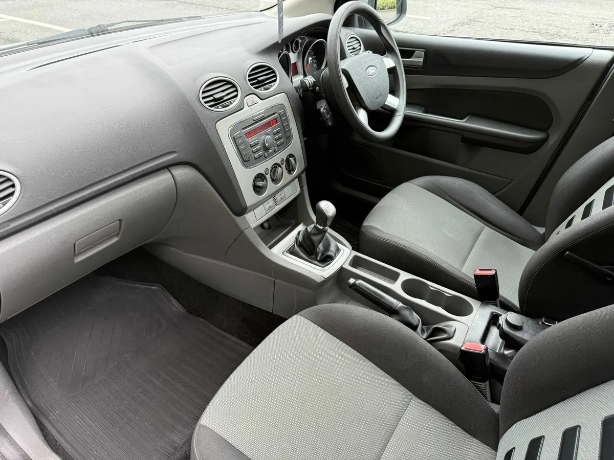 Ford Focus - Image 4