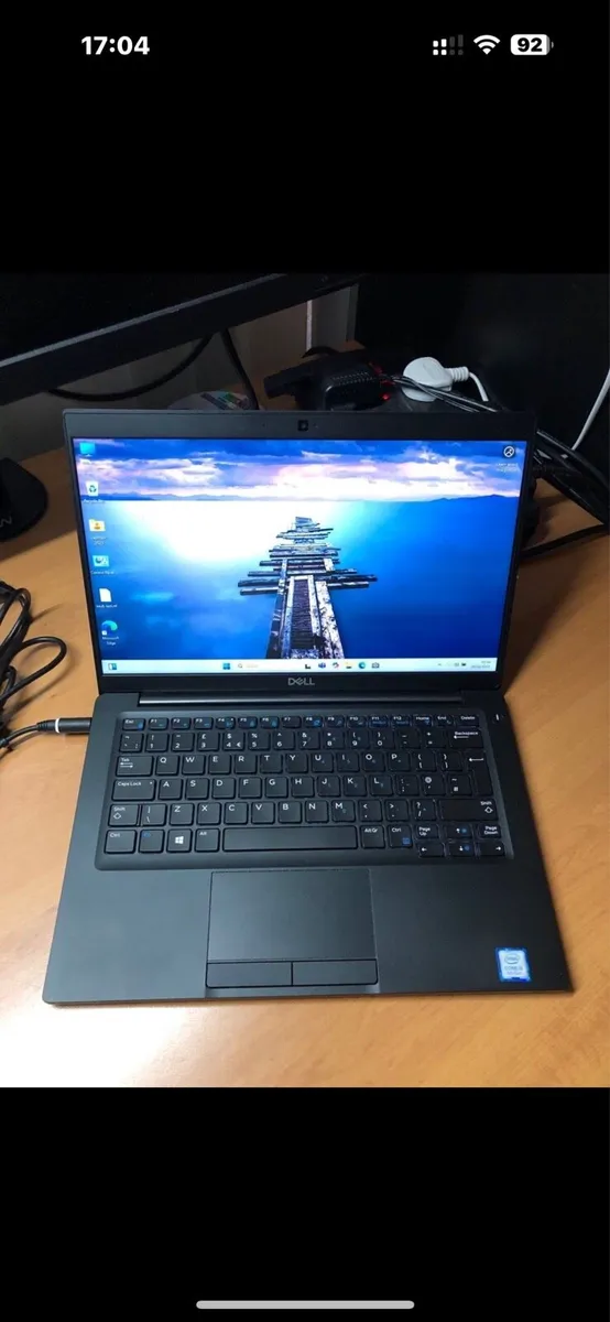 Dell laptop i5 pro 16-512 win 11 pro - Image 1