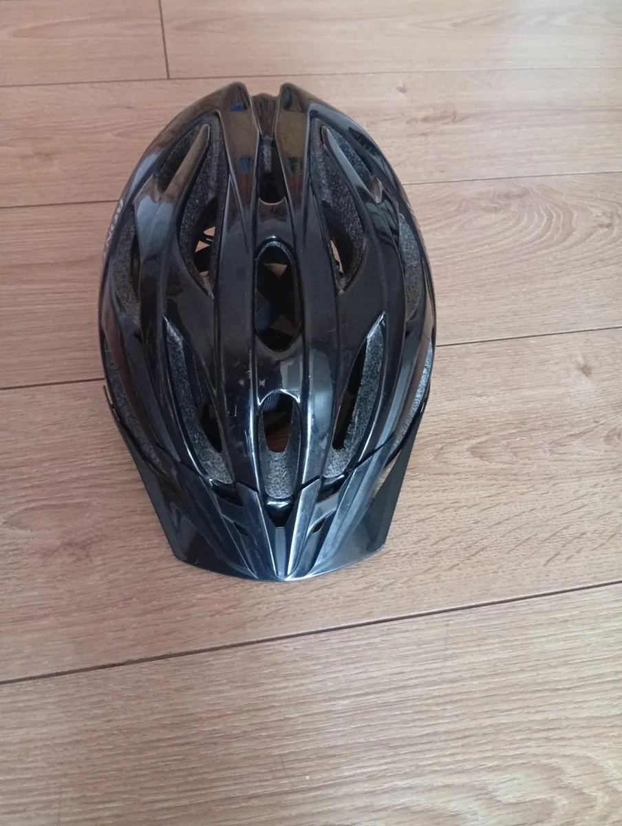 Quality Universal Bontrager helmet - Image 4