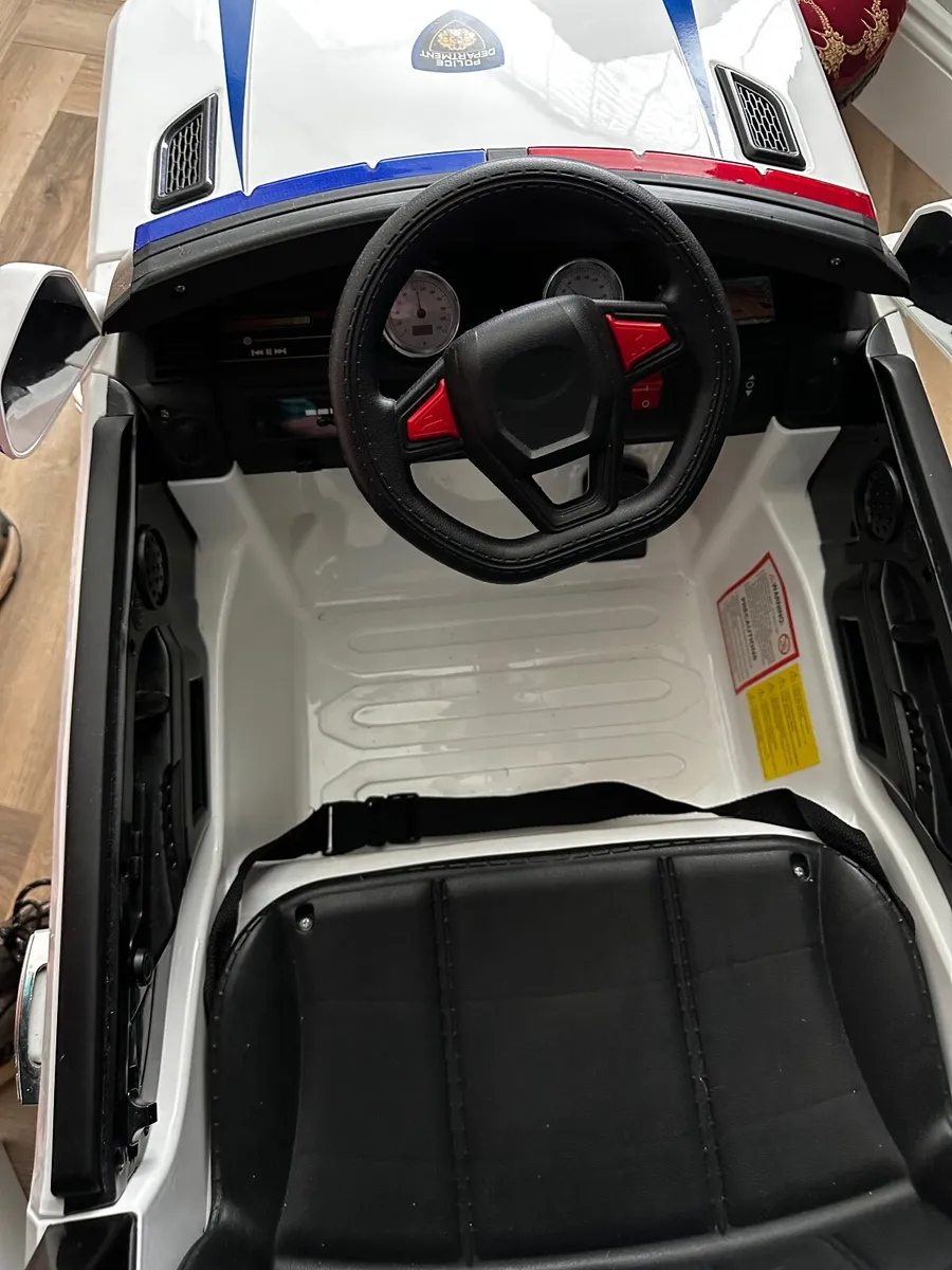 Electric Police Car - Image 2