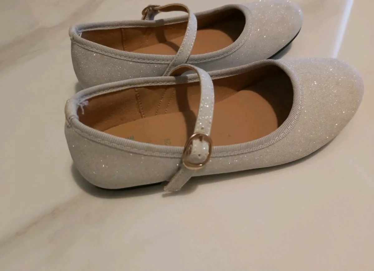 Sparkling shoes - Image 2