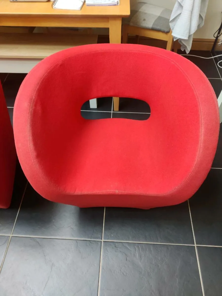 Two Red Comfy Victoria and Albert armchair - Image 2