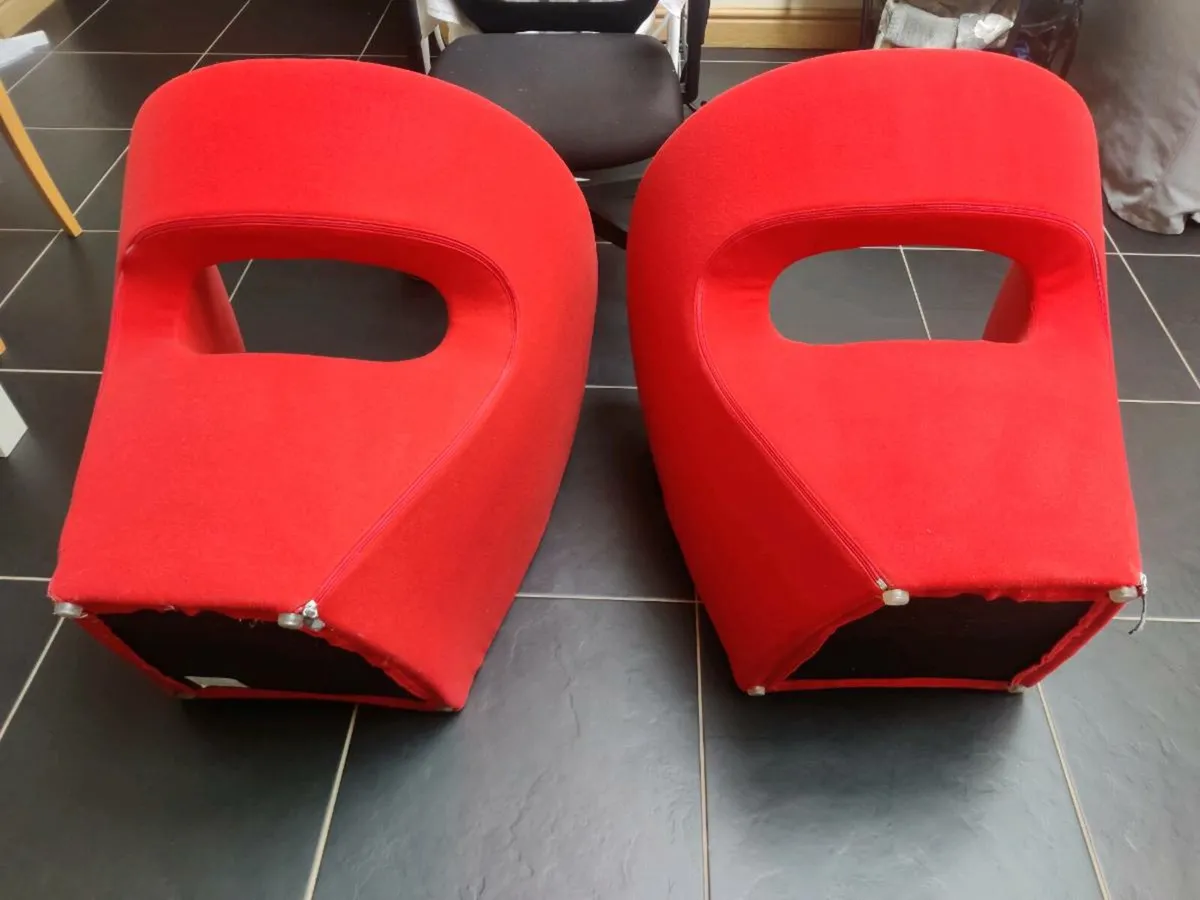 Two Red Comfy Victoria and Albert armchair - Image 4