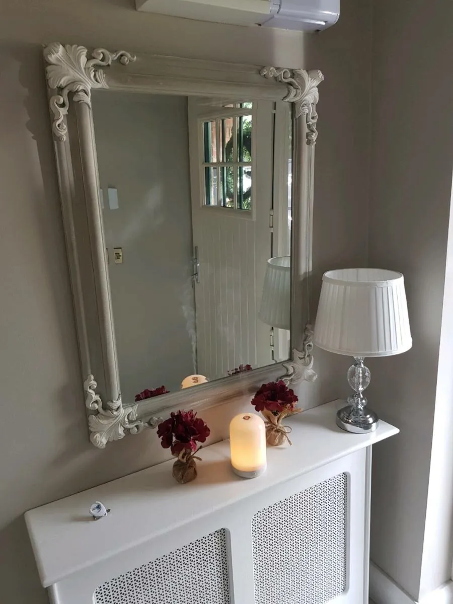 Mirror - Image 1