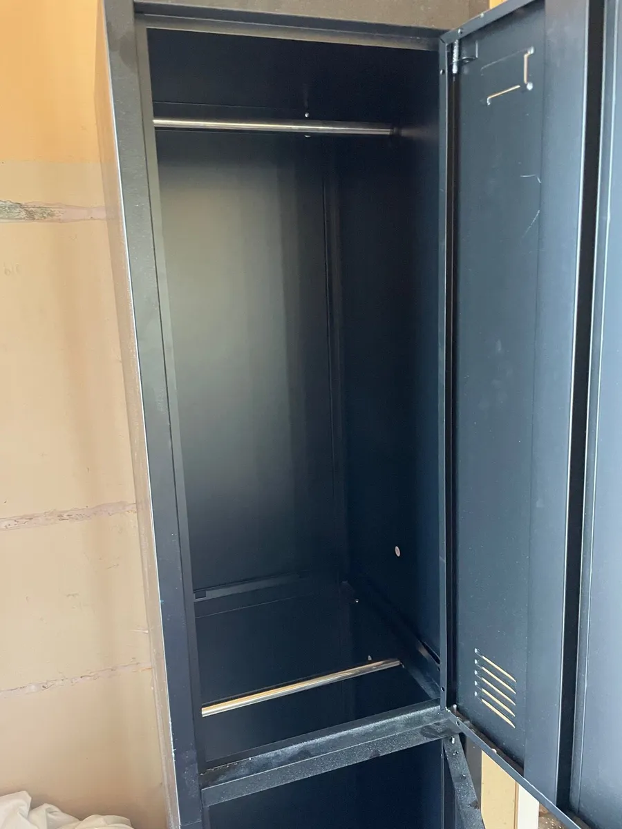 Black metal storage clothes locker / unit - Image 4
