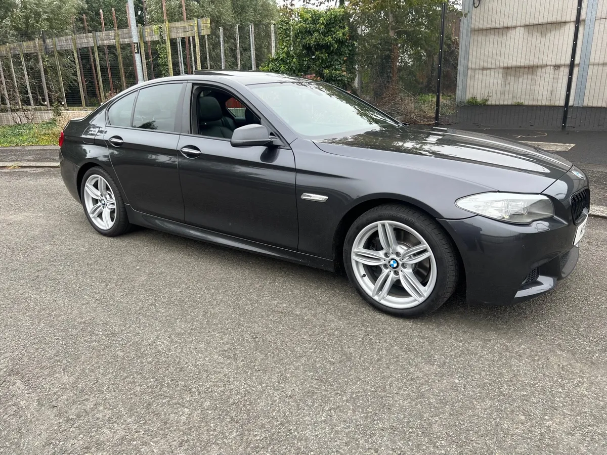 MASSIVE SPEC BMW 2012 530D MSPORT - NOT AUDI MERC - Image 4