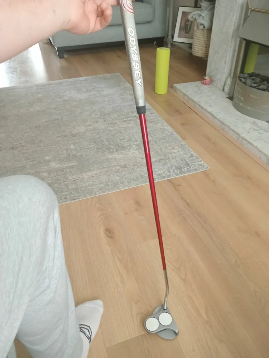 Odyssey 2 Ball OG White Hot Putter - Image 1