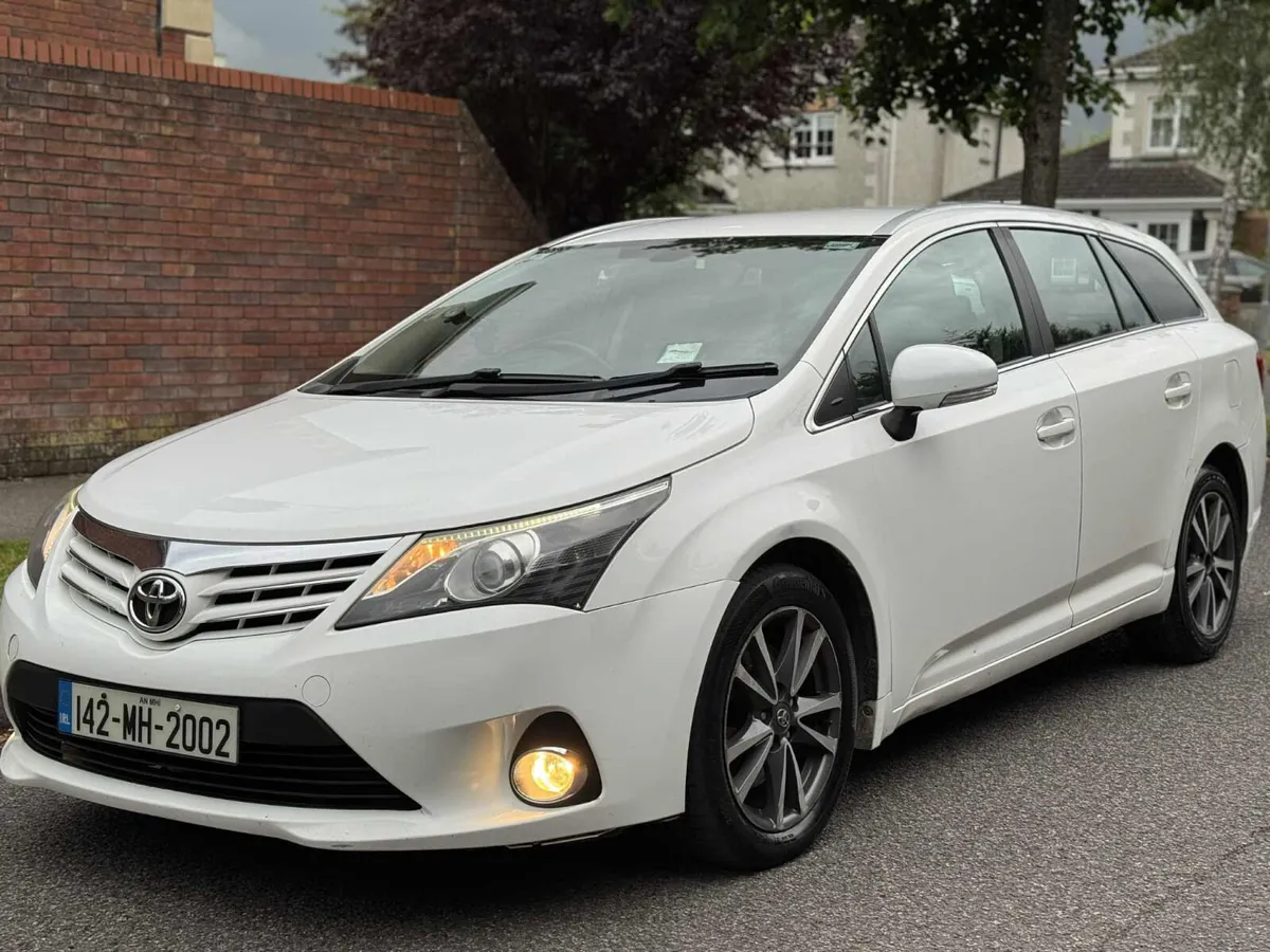 142 Toyota Avensis D4d Automatic - Image 2