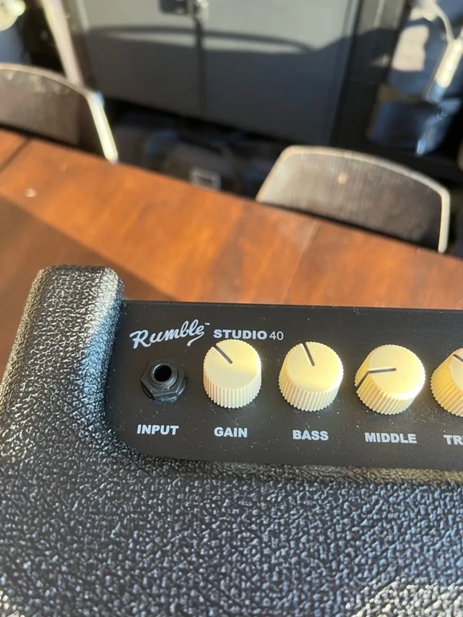 Bass Amp - Fender Rumble Studio 40 - Image 4