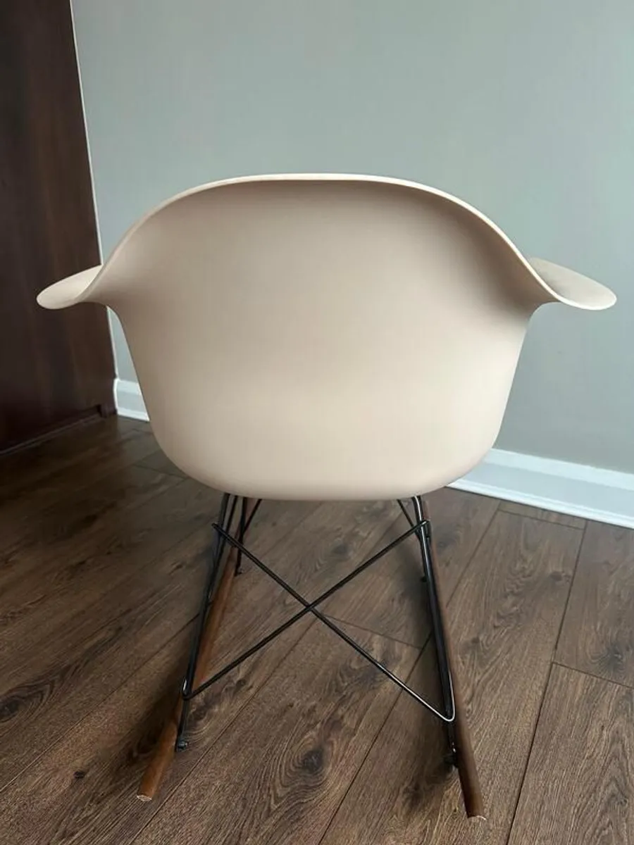 Modern Rocking Chair - Image 2