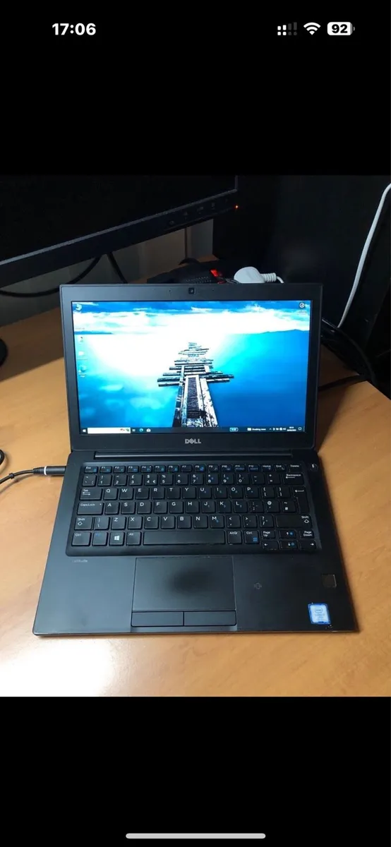 Dell laptop i7 pro 16-256 win 11 pro - Image 1