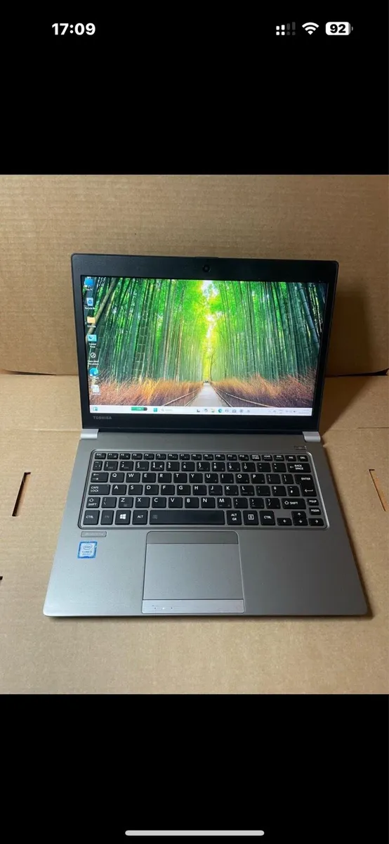 Toshiba i5 pro 16-256 win 11 pro - Image 1