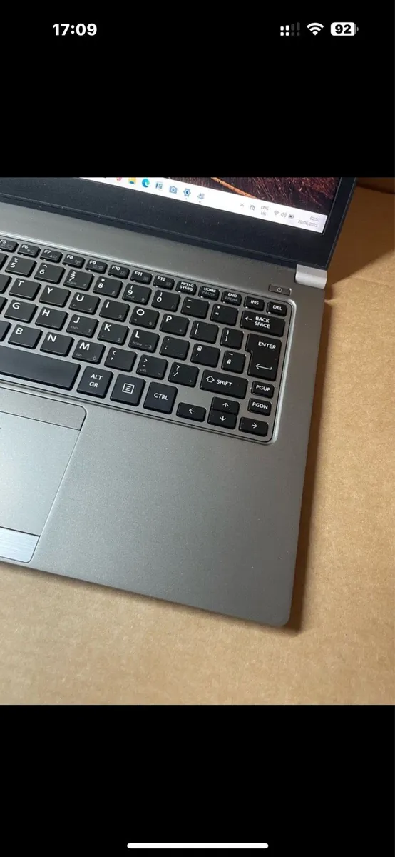 Toshiba i5 pro 16-256 win 11 pro - Image 2