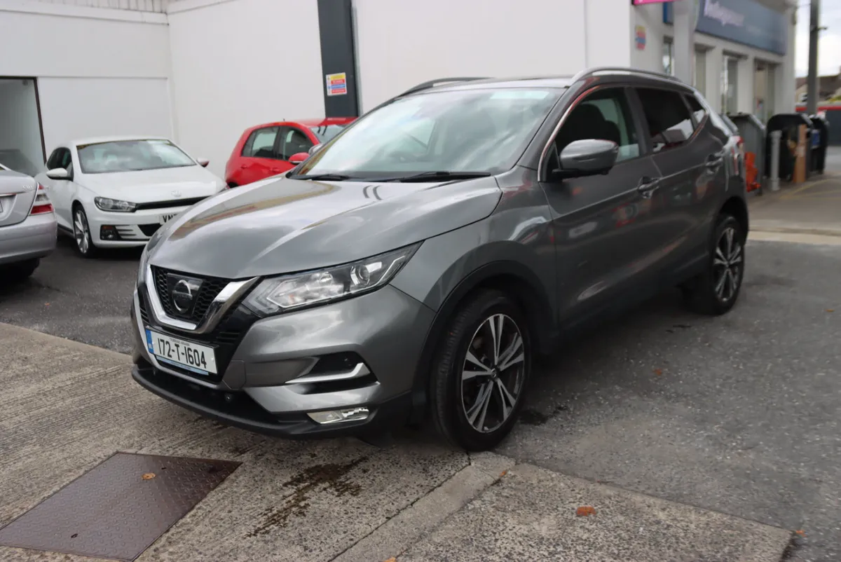 2017 Nissan Qashqai 1.5DCi Diesel 6-sp SUV - Image 1