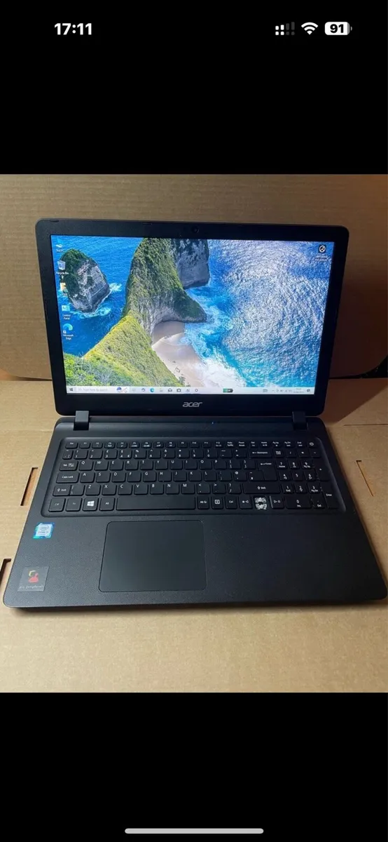 Acer laptop i3 pro 16-500 win 10 - Image 1