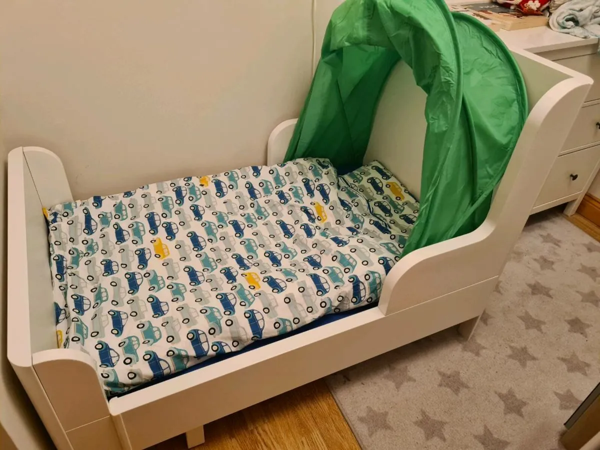Ikea Busunge Extendable bed with Mattress - Image 1