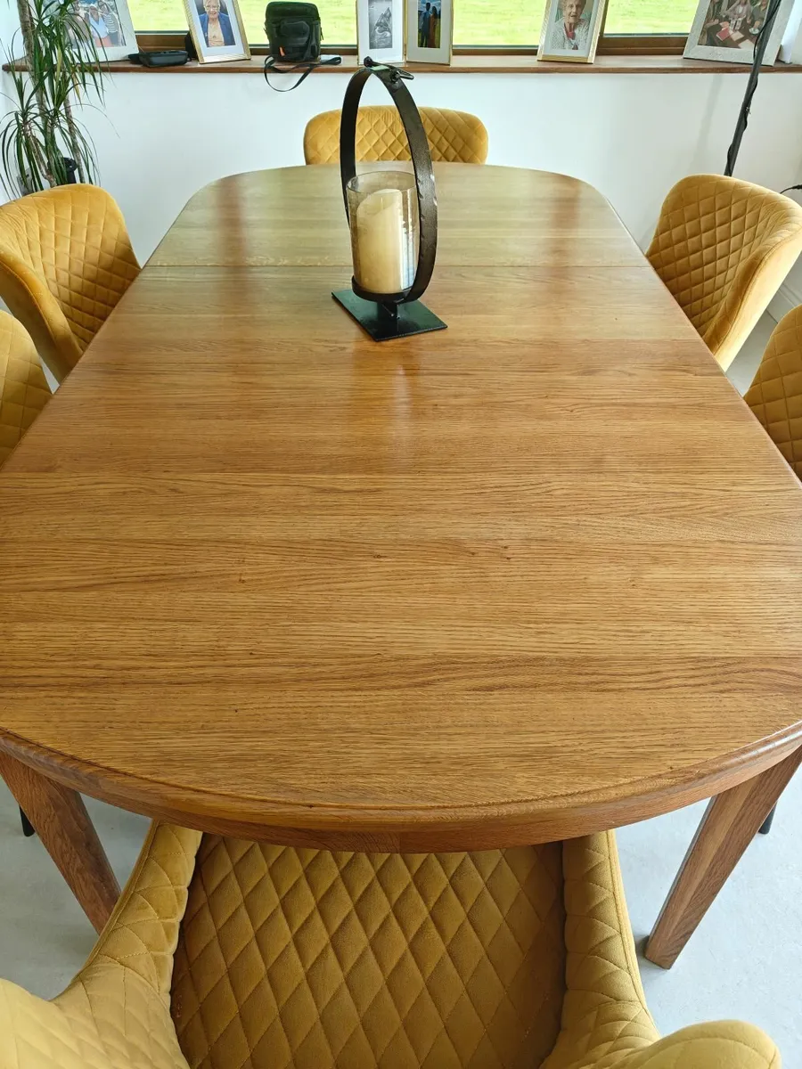 Dining table - Image 3