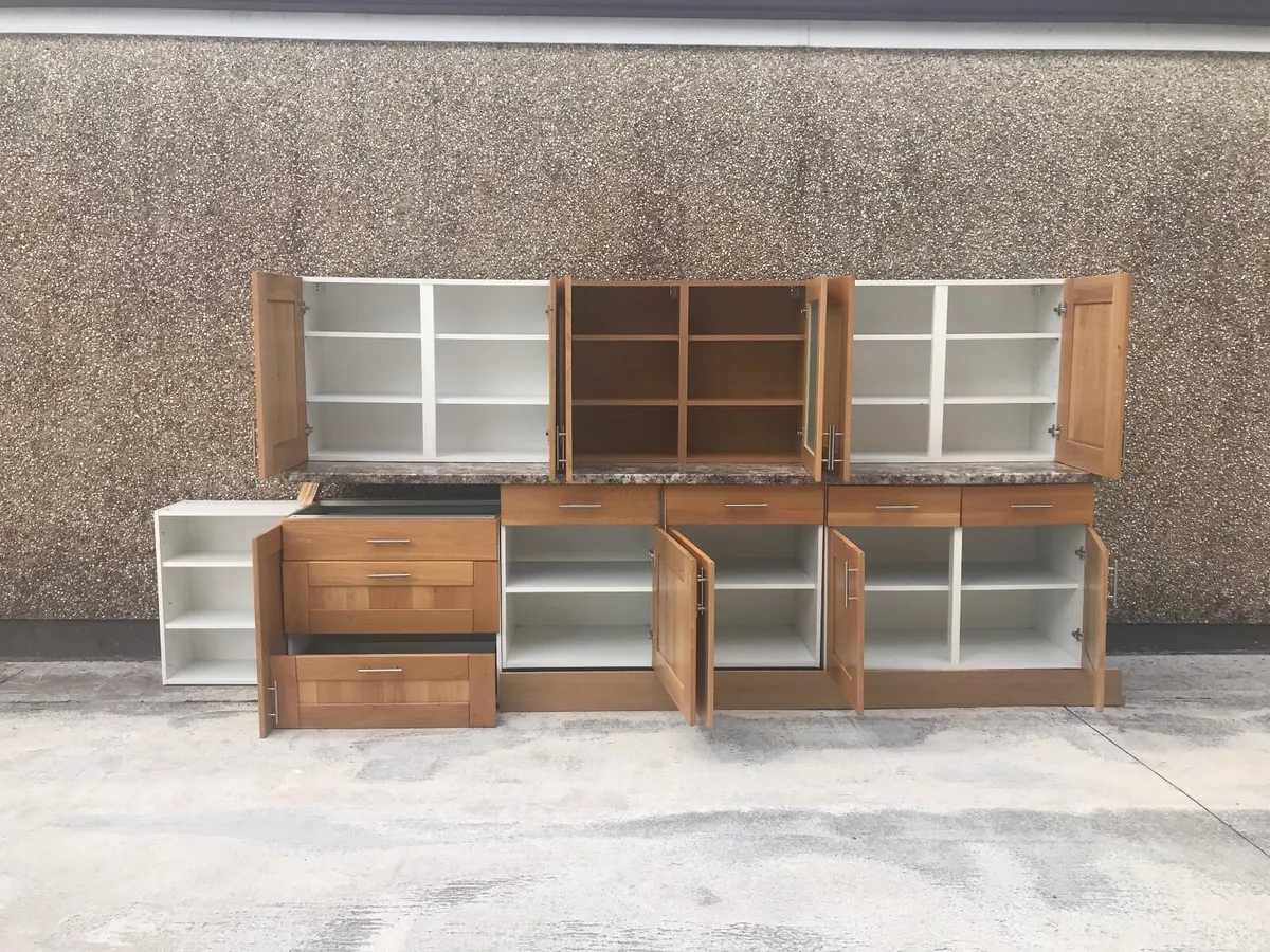 Kitchen units - Image 3