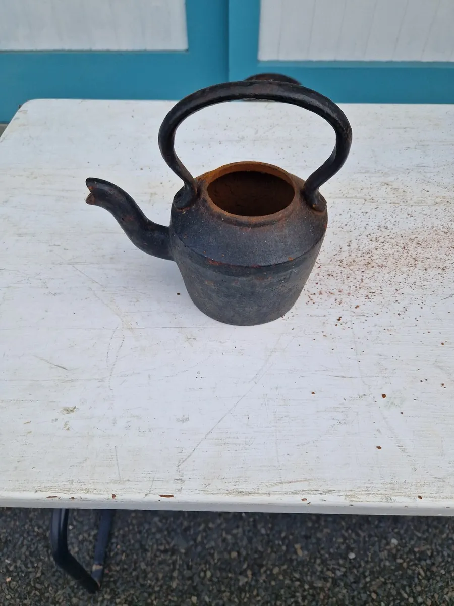 Vintage Cast Iron Kettle - Image 4