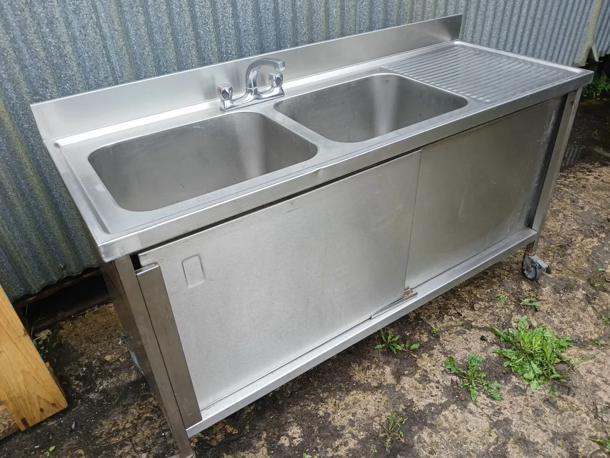 Staneless  cabbinet sink unit complete.. - Image 4