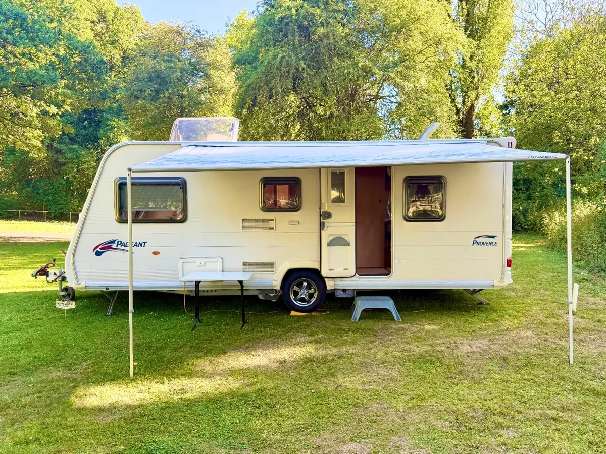 Bailey Pageant Series 6 six berth new awning - Image 2