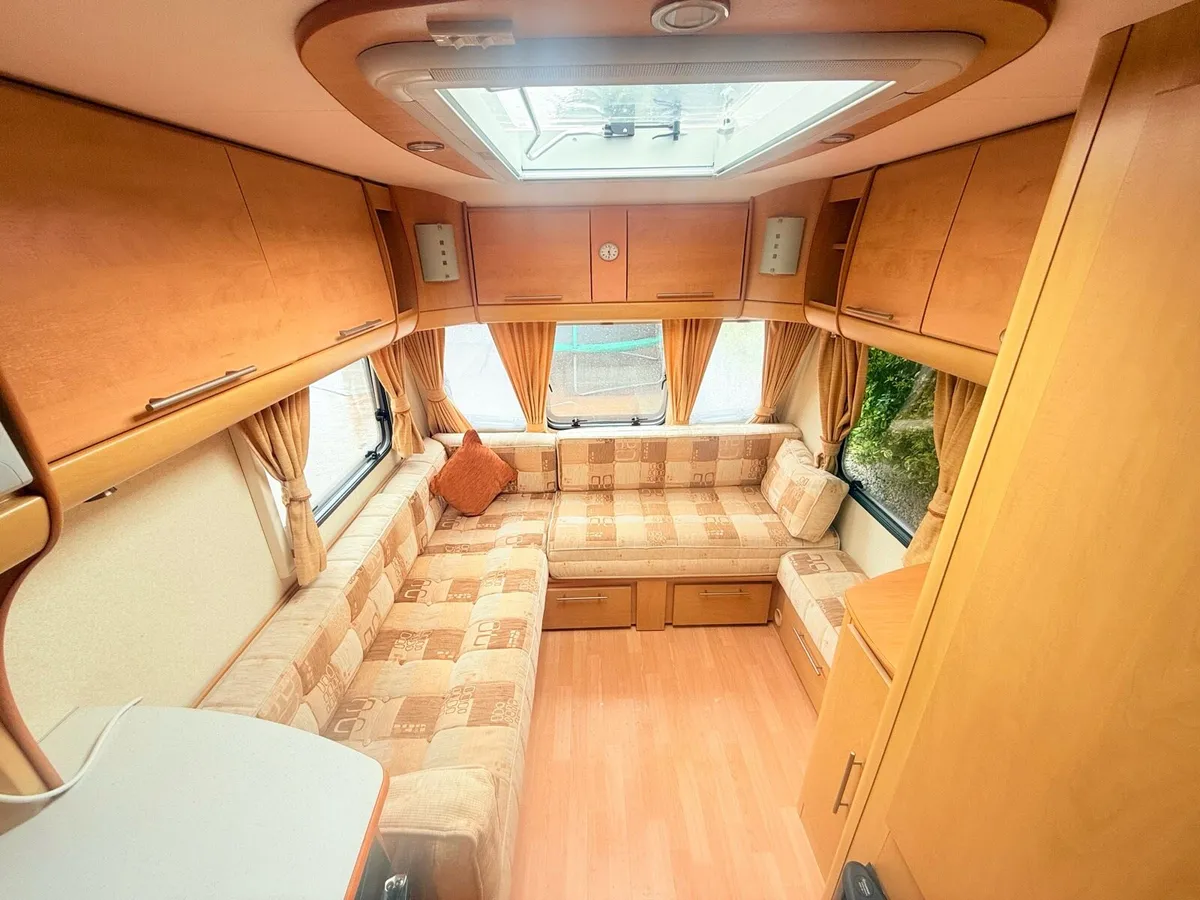 Bailey Pageant Series 6 six berth new awning - Image 4