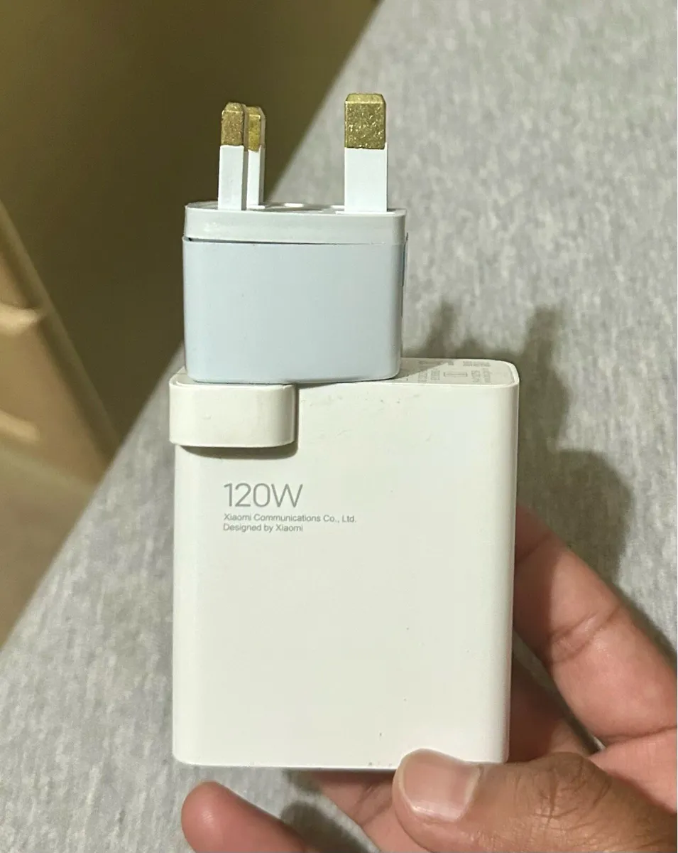 Xiaomi hypercharge 11i 5G 120W ultra fast charger - Image 3