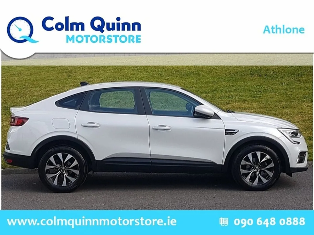 Renault Arkana Iconic TCE 140 Auto Mild Hybrid - Image 2