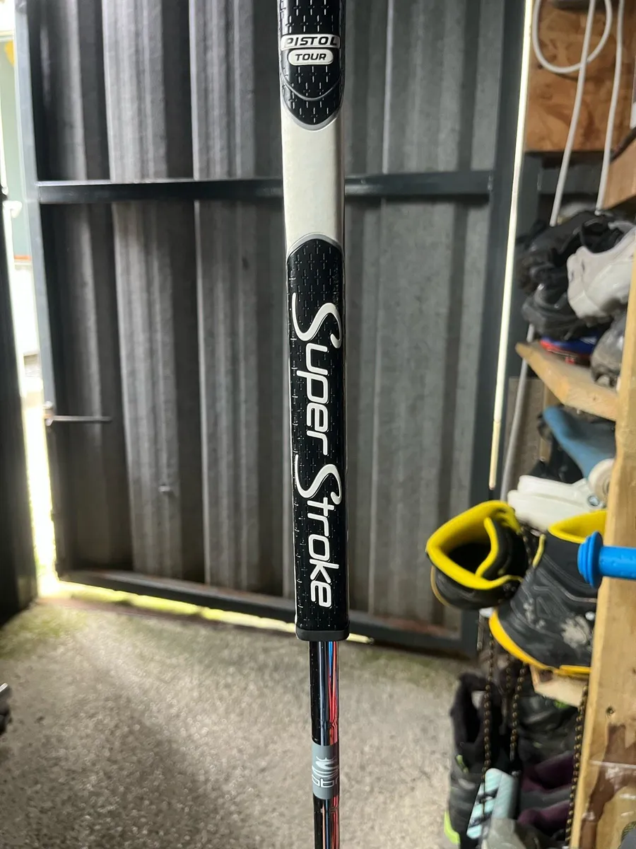 Cobra golf putter - Image 2