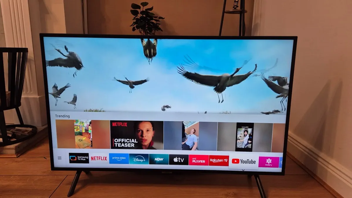 43" Samsung 4K UHD Smart TV - Image 2