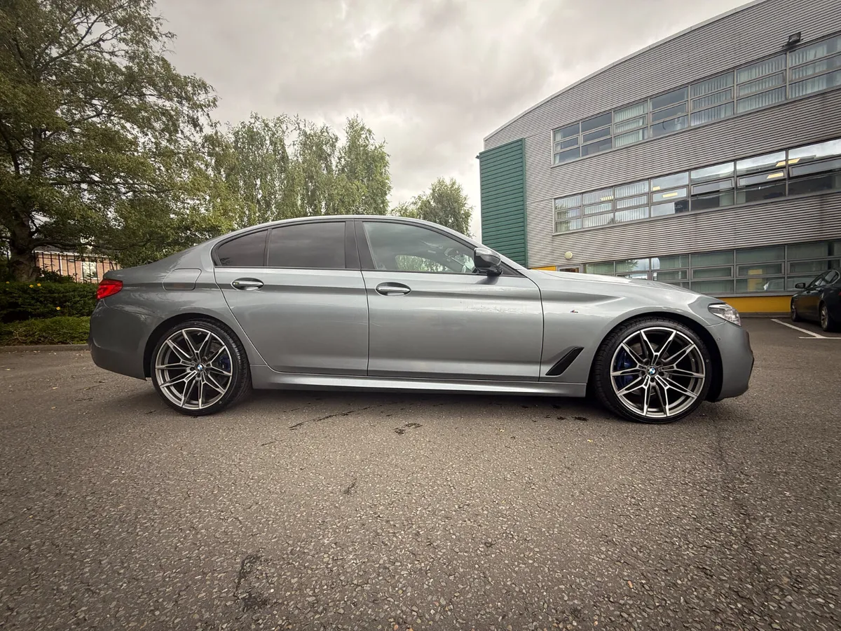 BMW 530D MSPORT Pro Plus Auto Mega Spec - Image 3