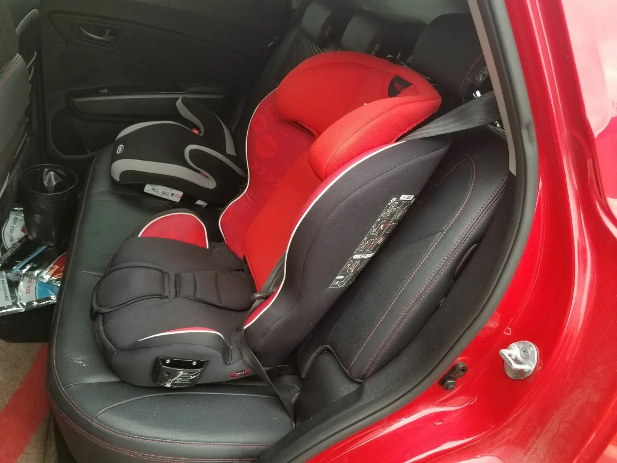 Car Child Seat - Image 1