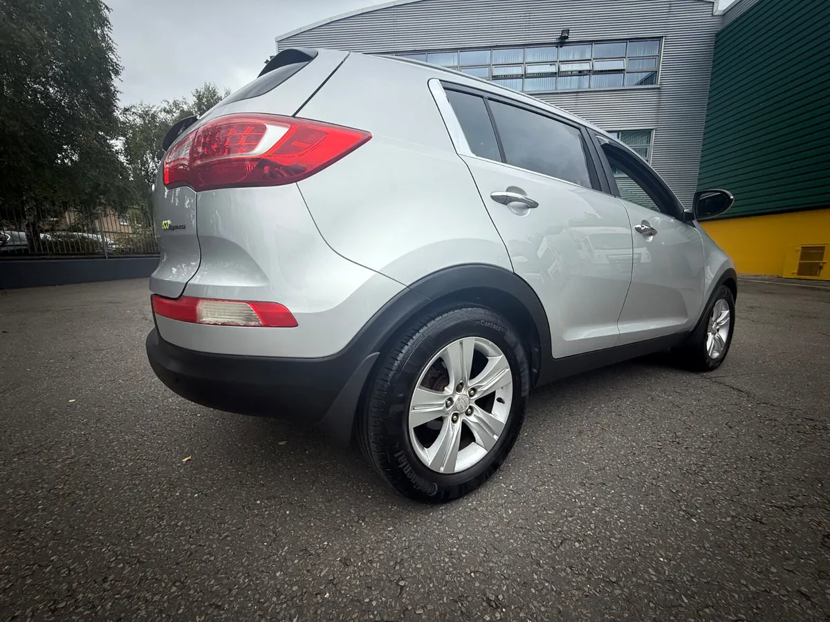 Kia Sportage 2012 - Image 4