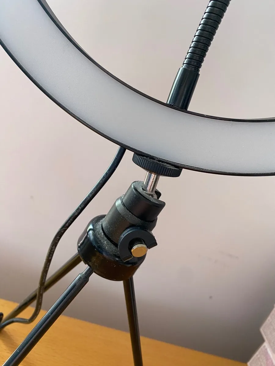 Desktop Ring Light - Image 2