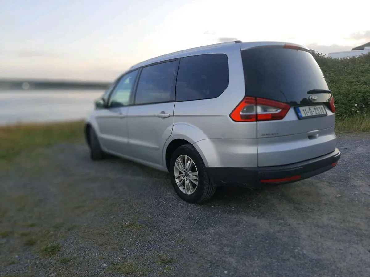 Ford Galaxy - Image 4