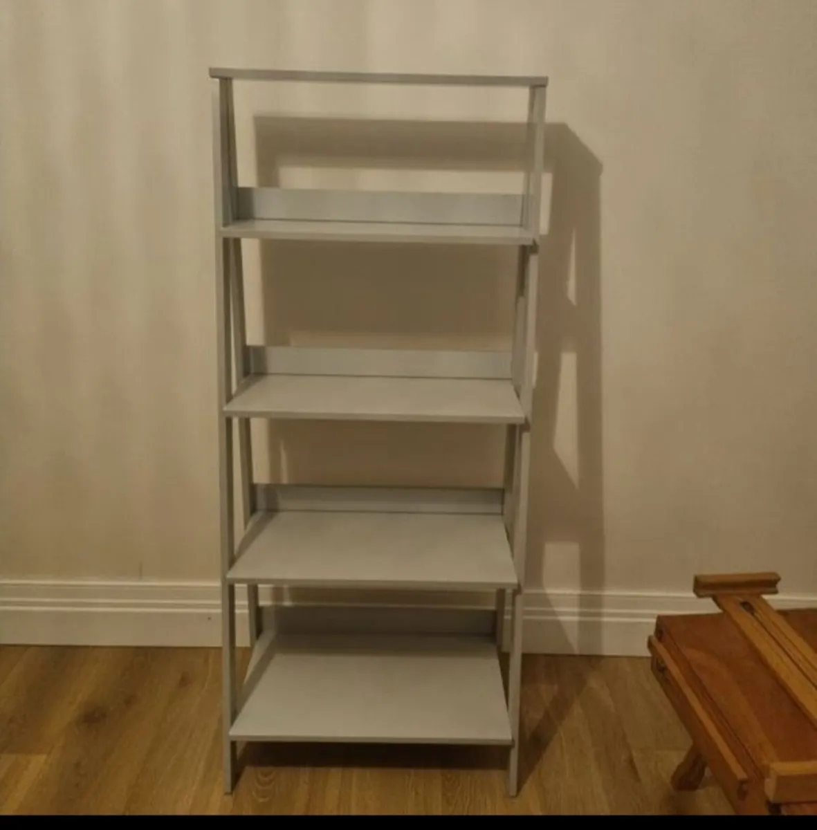 Shelf Ladder