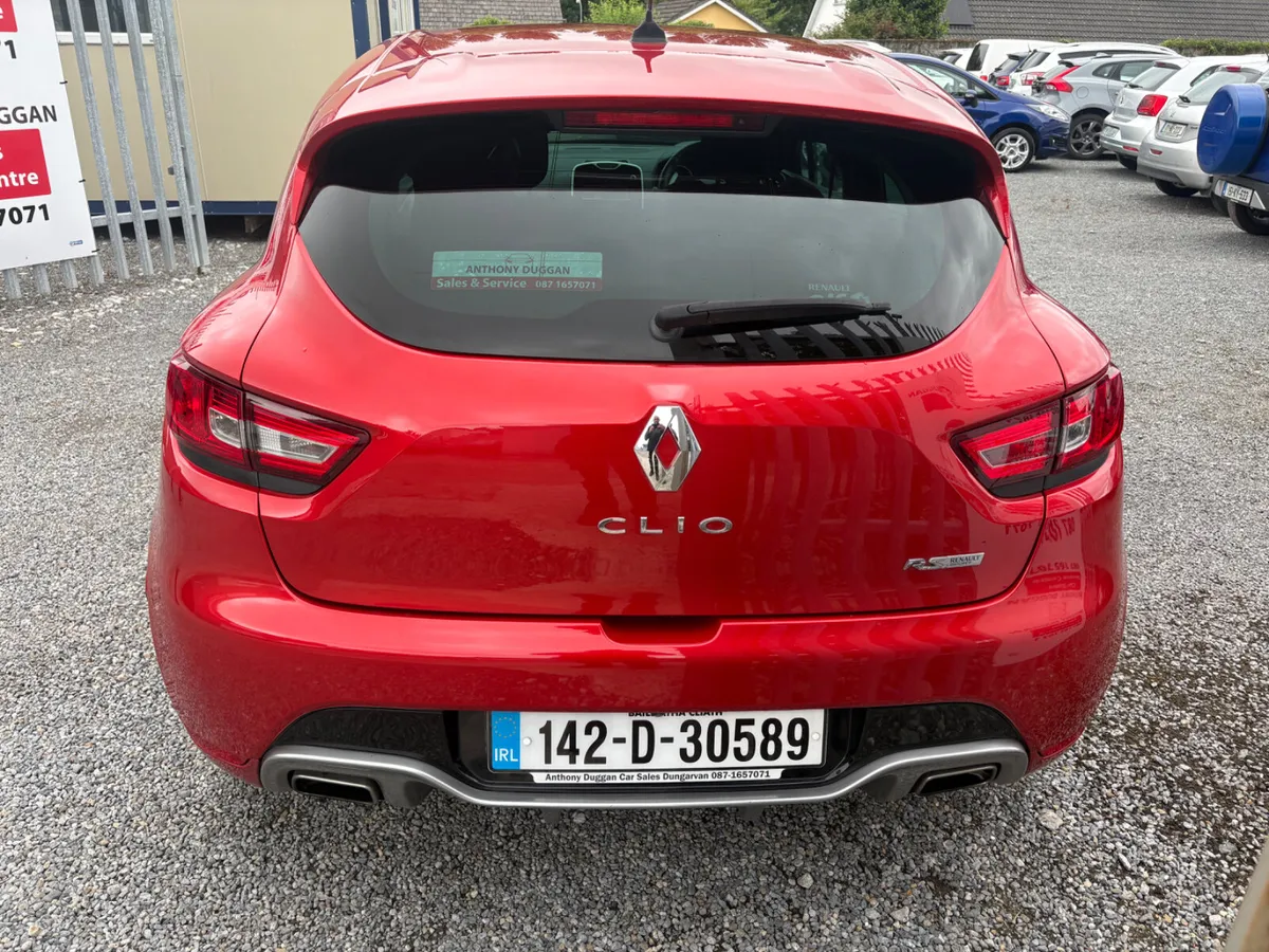 Renault Clio RS Automatic 200bhp - Image 4