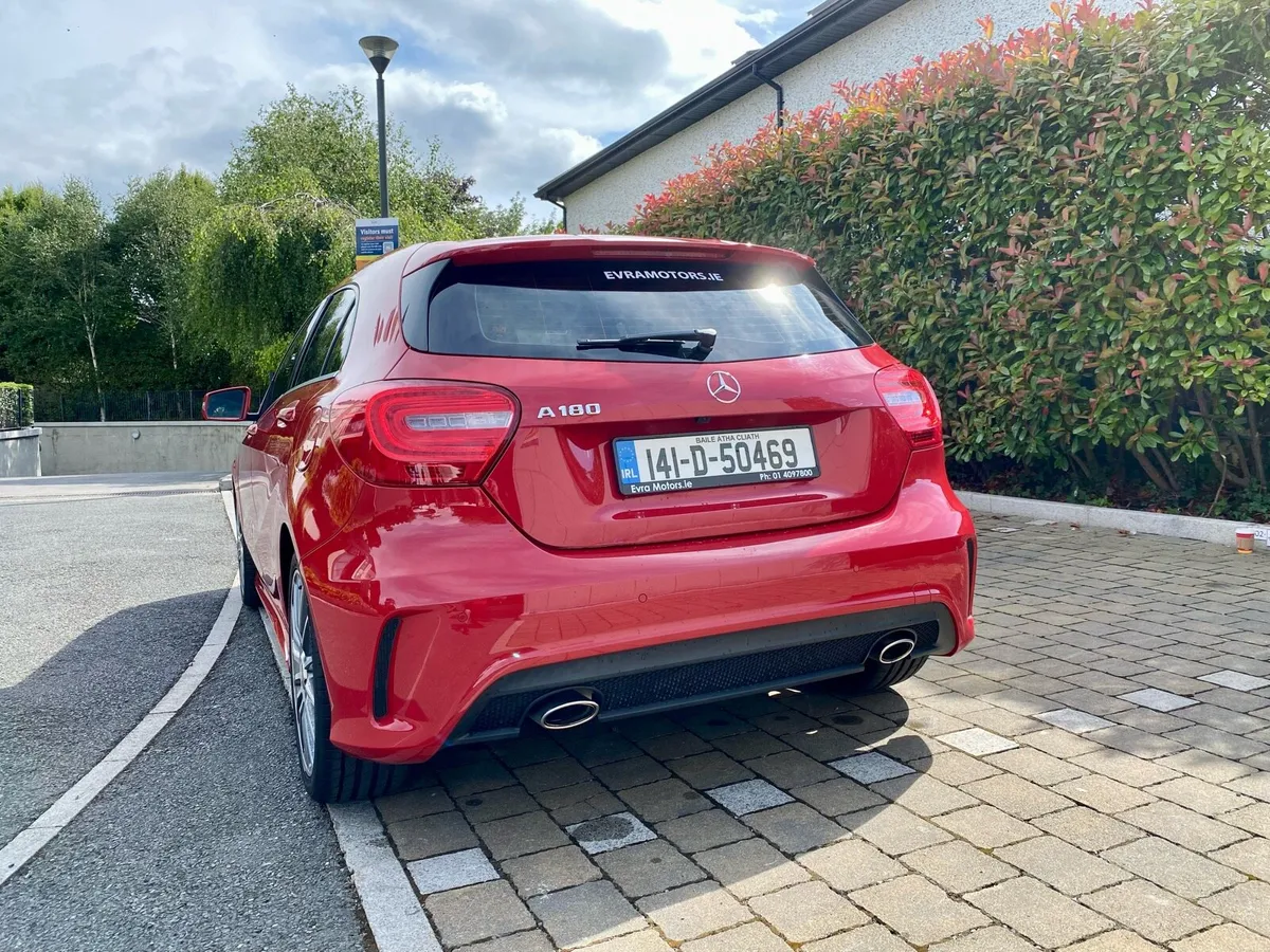 Mercedes bens A180 AMG Auto 30k KM - Image 4