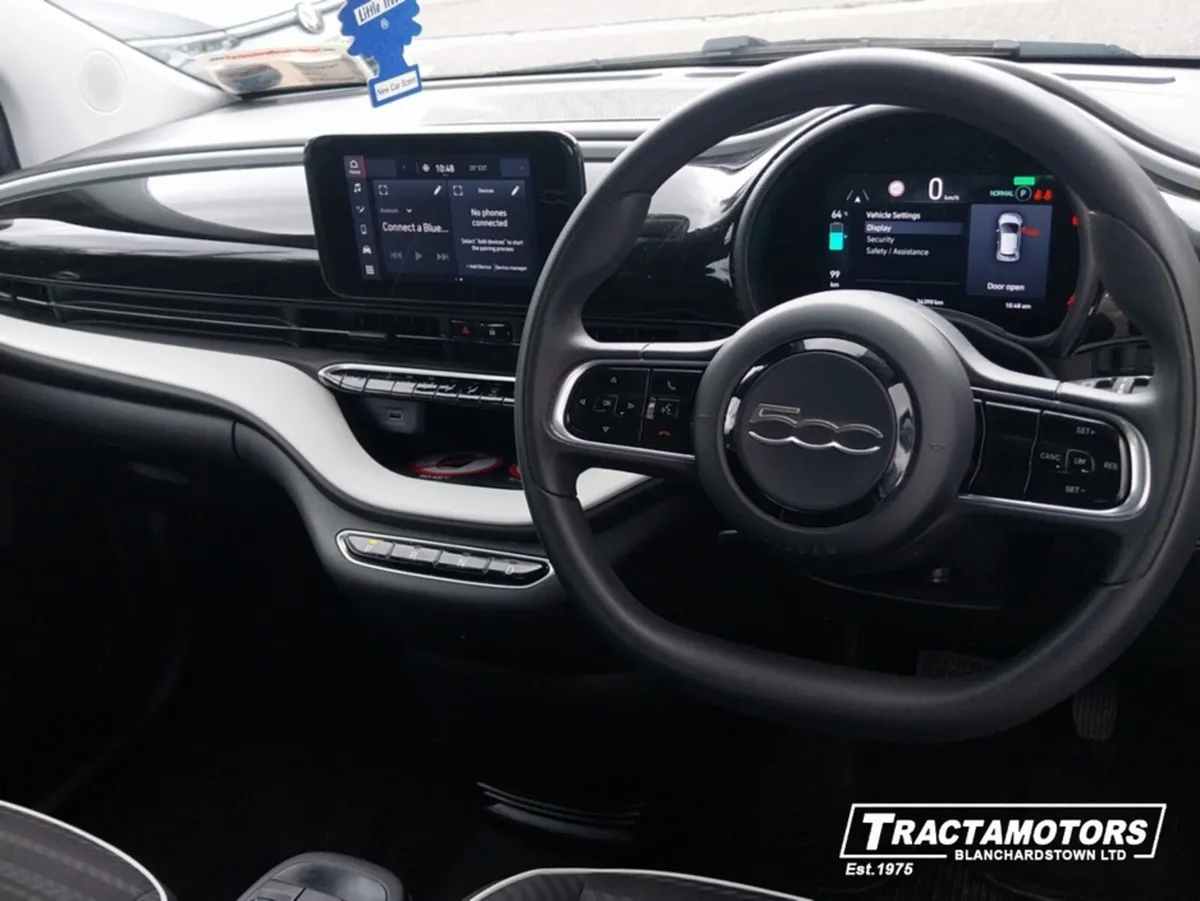 Fiat 500e ACTION  ELECTRIC  AUTO 3 DOOR - Image 2