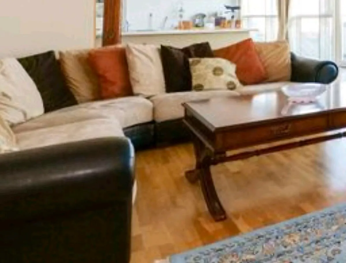 Extra large L shaped sofa - Image 2