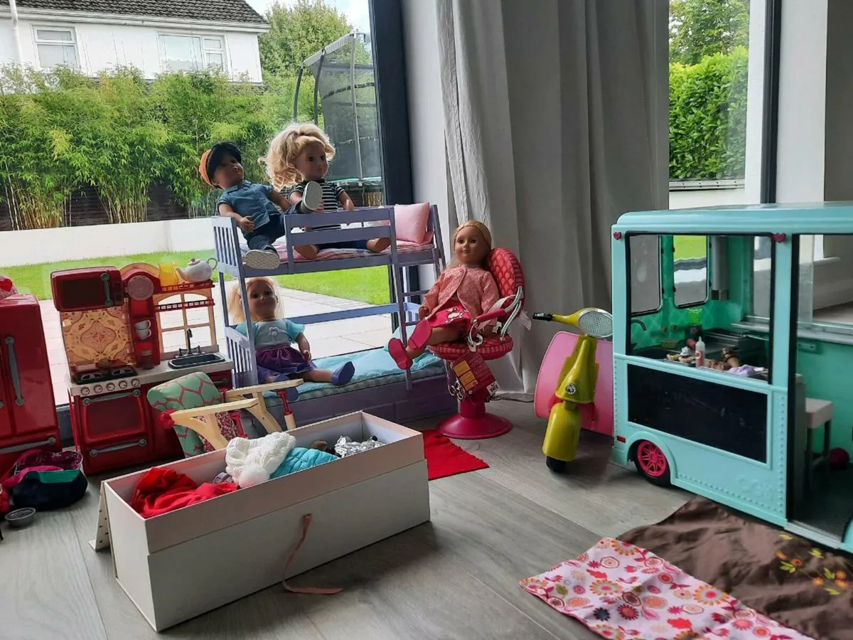 Generation Doll Set - Image 1
