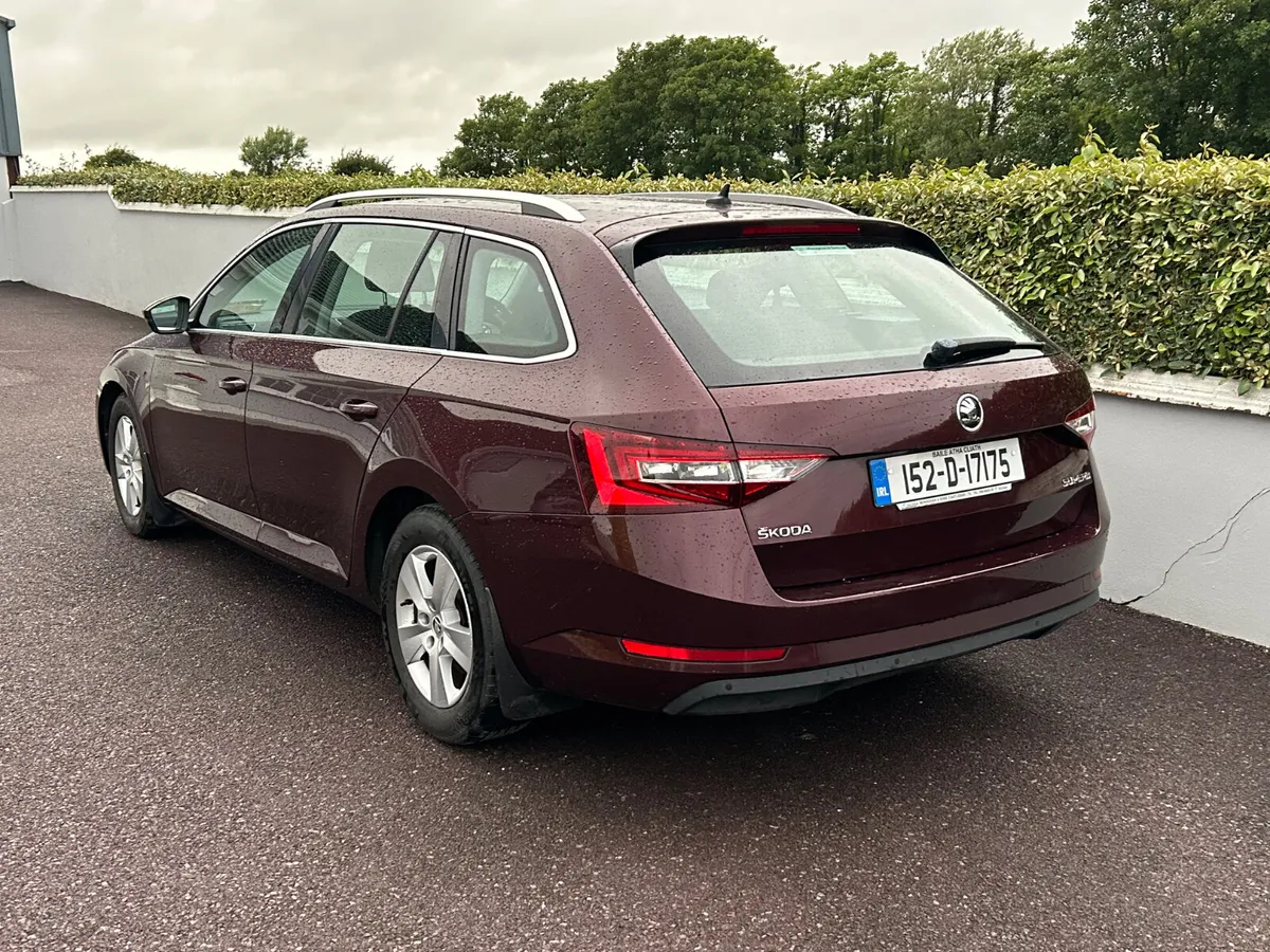 Skoda Superb 2015 - Image 4