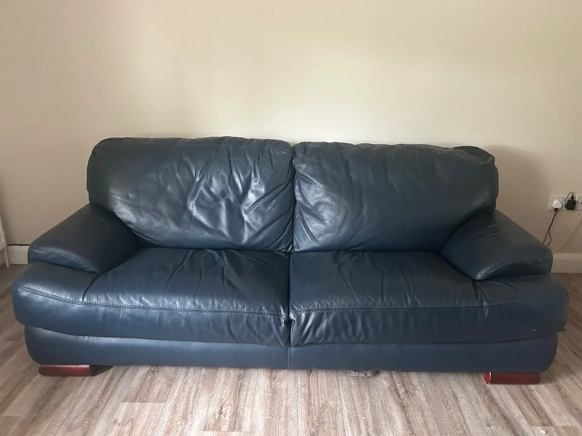 Couch - Image 1